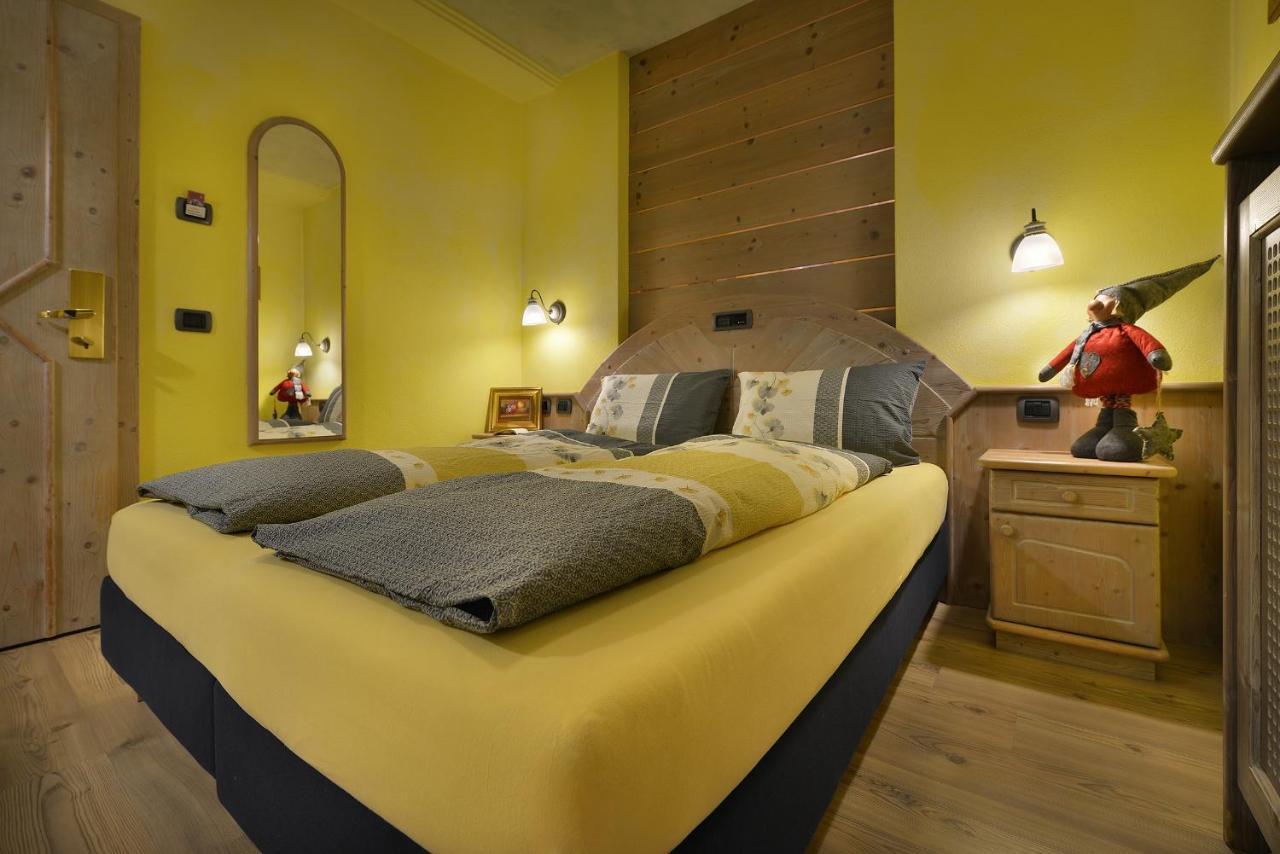 Hotel Piccolo Mondo 리비뇨 외부 사진
