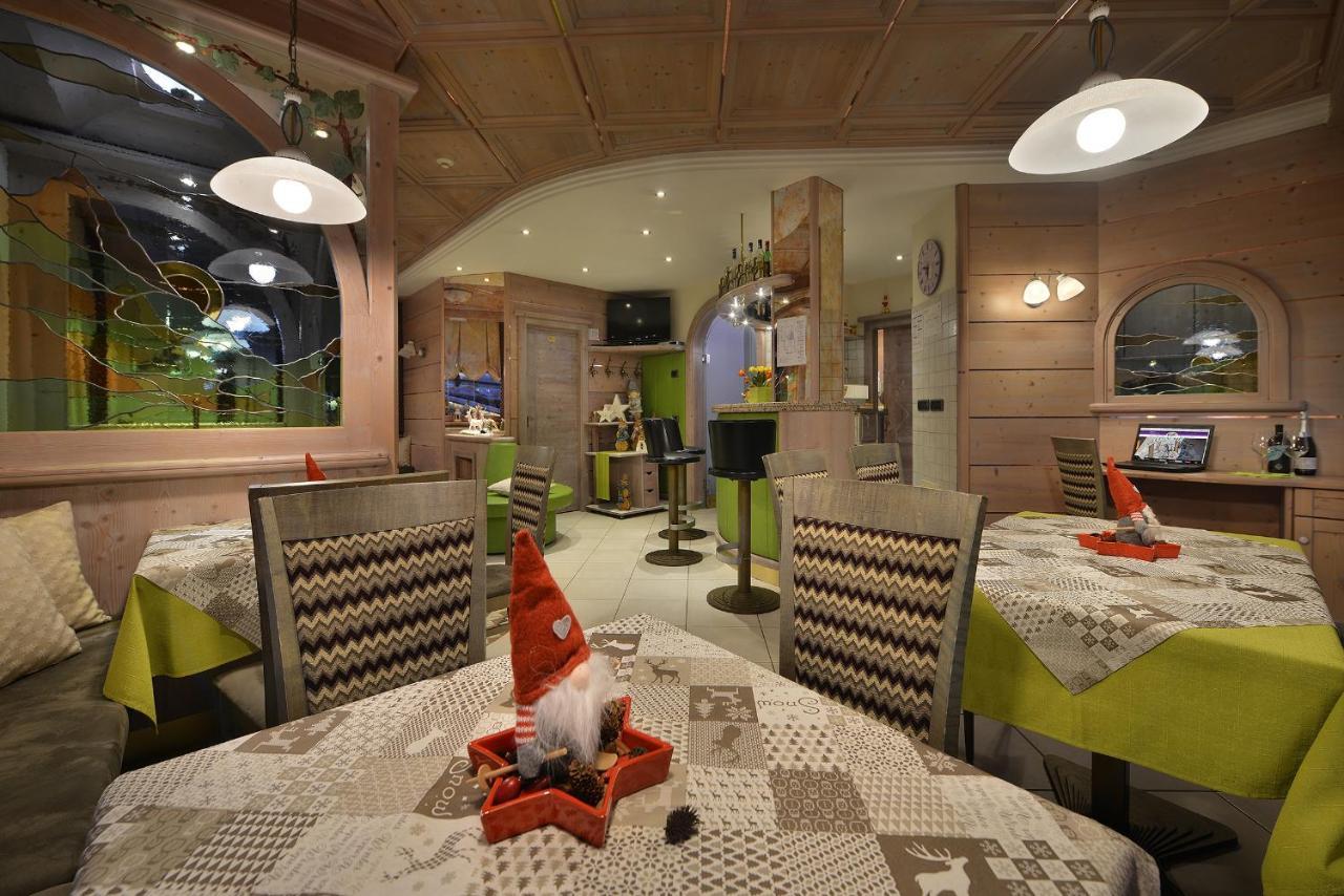 Hotel Piccolo Mondo 리비뇨 외부 사진