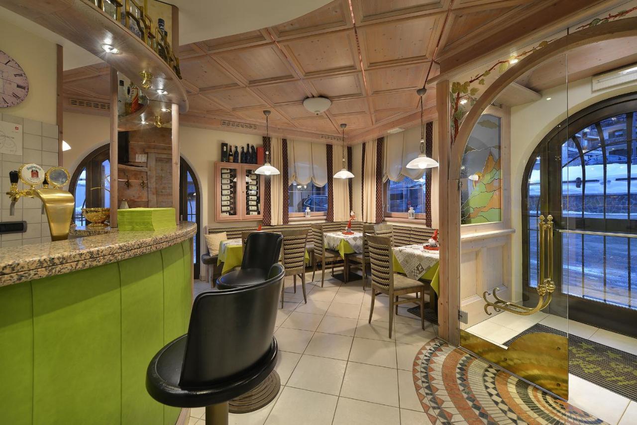 Hotel Piccolo Mondo 리비뇨 외부 사진