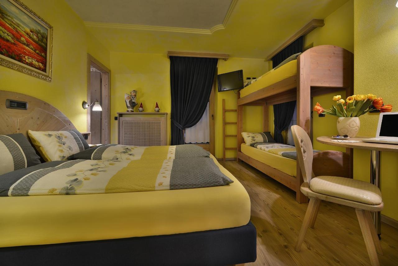 Hotel Piccolo Mondo 리비뇨 외부 사진