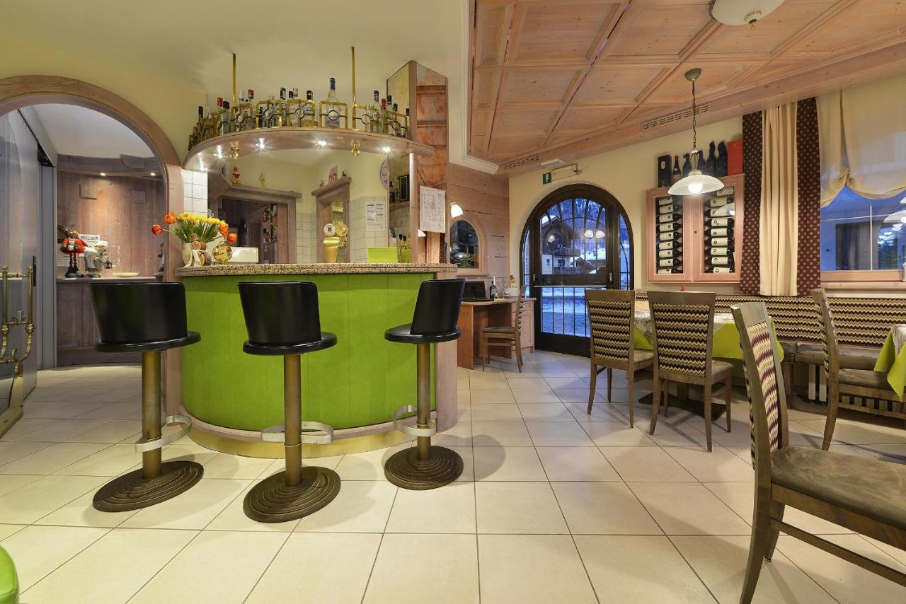 Hotel Piccolo Mondo 리비뇨 외부 사진